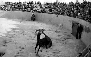 Corrida de Toros en la nueva plaza de la Feria internacional del campo