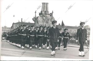 Desfile militar para conmemorar el tricentenario de la Paz de los Pirineos