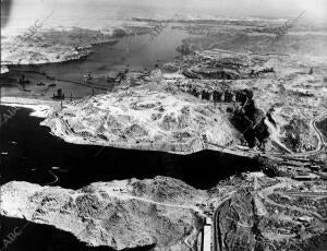 En 1960 una operación de rescate patrocinada por la Unesco localizó, excavó y...