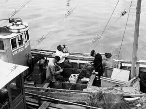 Pescadores en la Coruña (1965)