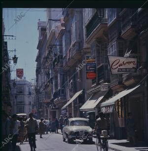 La calle Ancha antes de que se hiciera peatonal en 1973