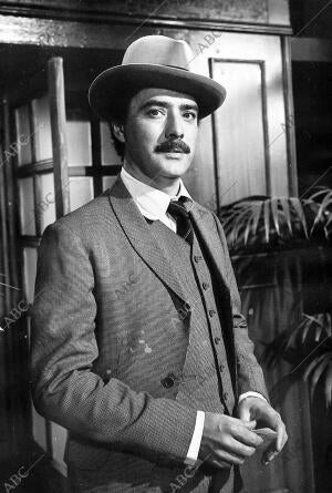 Víctor Valverde, protagonista de la Novela "bel Ami"