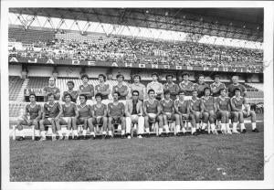 Arriba, de izquierda A Derecha: Irulegui (Entrenador), Lago, Salamanca,...