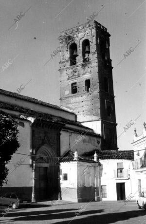 Portada Gótica y torre del templo de santa María de la Asunción, Obras del siglo...
