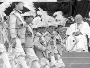 los Seises ante el papa Juan Pablo Ii