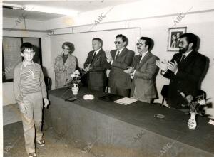 José Emilio Gálviz Flores, Jóven de once Años natural de la Algaba, que en su...