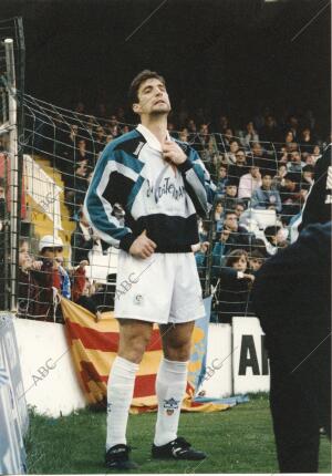 Juan Antonio Pizzi en un partido de liga de la temporada 93-94