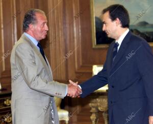S. M. El Rey Juan Carlos recibe al secretario general del Partido Socialista...