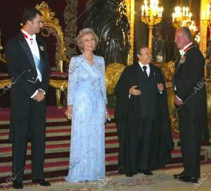 Ss. Mm. los Reyes Acompañados de Sar el príncipe Felipe Ofrecieron una cena de...