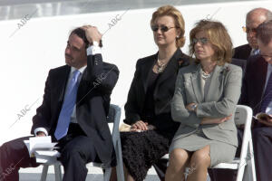 Misa de canonización presidida por Su Santidad el Papa Juan Pablo II, celebrada...