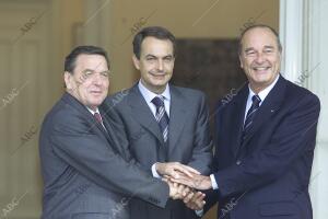 Encuentro en el palacio de la Moncloa entre Rodríguez Zapatero, Jacques Chirac y...