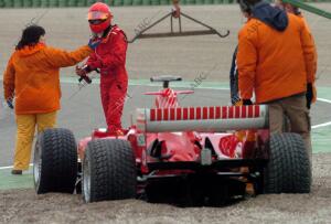 Valentino Rossi rodo hoy en el circuito de Cheste(Valencia) con un Ferrari,en...