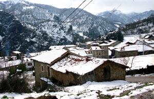 Pueblo de Mogrovejo, en Liebana, Santander