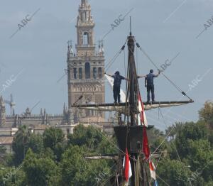 Llegada al muelle de las Delicias de Sevilla de la nao Victoria