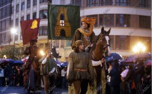 Figurantes participan en la celebración del desfile histórico que recrea la...