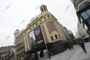 fachada del cine Callao con motivo del centenario de la gran Via foto Jaime...