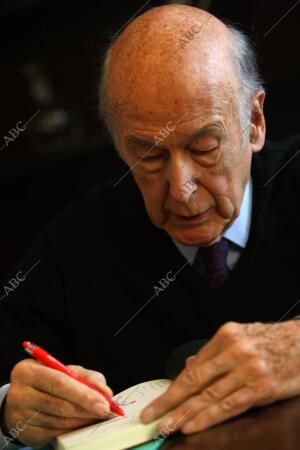 Entrevista con Giscard d'Estaing. Imagen Oscar del Pozo