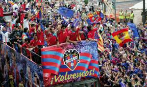 Celebración del ascenso a primera división del Levante C.F