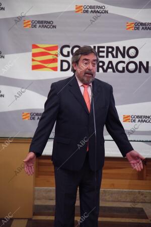 El alcalde de Zaragoza Juan Alberto Belloch mantiene un encuentro con la...