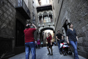 Ambiente en las Calles de Barcelona por las Vacaciones de semana Santa