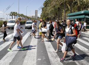 Turistas en Alicante Foto Sergio Soler archdc