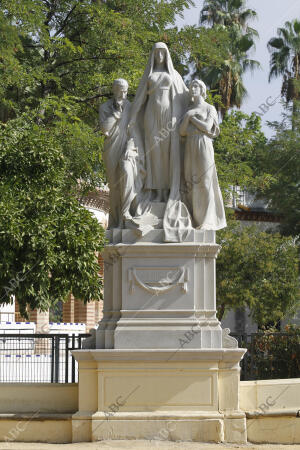 La glorieta de Covadonga del parque de María Luisa
