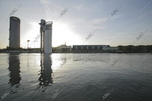 Panorámicas del Río Guadalquivir, el Pabellón de la Navegación y Torre Sevilla