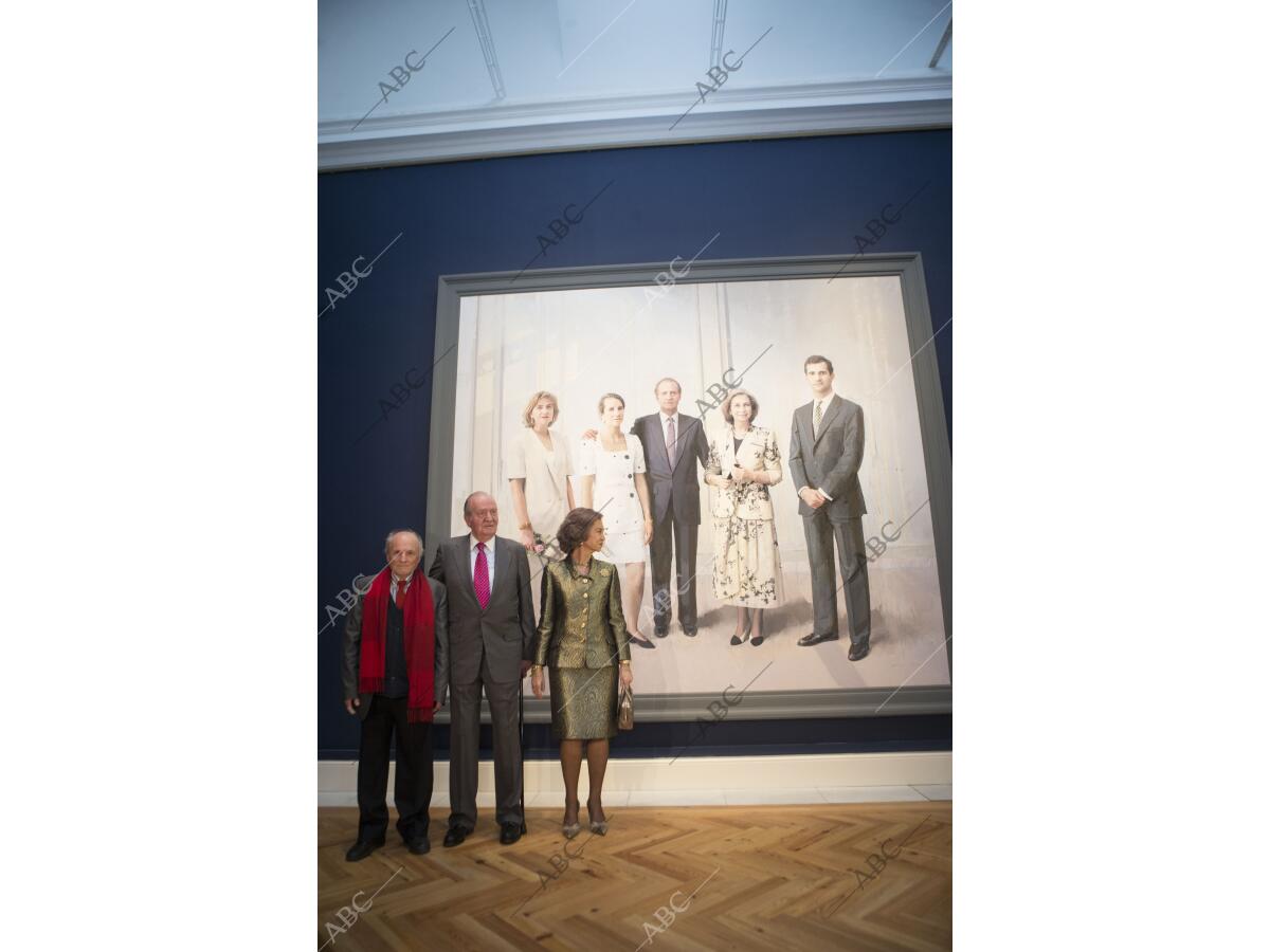 Los Reyes don Juan Carlos y doña Sofía Visitan en el palacio real el ...