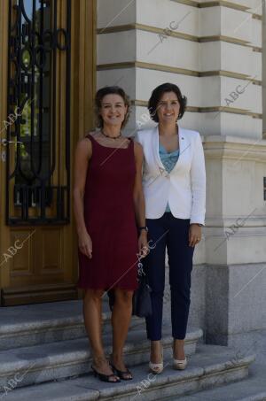 Isabel García Tejerina recibe en el ministerio a la ministra de agricultura de...