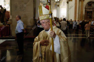 El arzobispo de Valencia Antonio Cañizares, durante la misa por la unidad de...