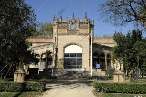 El pabellón real en el parque de María Luisa