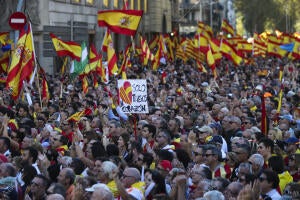 Manifestación españolista convocada por Sociedad Civil Catalana bajo el lema...