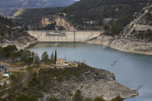 Malestar en la localidad de Sacedón por el nuevo trasvase desde el embalse de...