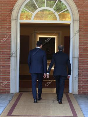 Reunión en el palacio de La Moncloa entre el presidente del Gobierno Pedro...