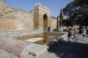 la fuente de la puerta de Almodóvar