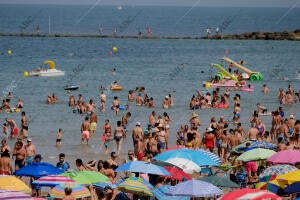 Chipiona (Cádiz), 04/08/2018. Verano en la playa de Regla