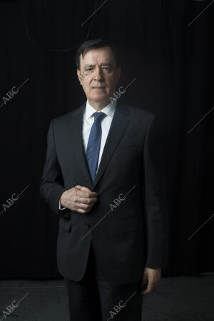 Retratos de Rafael pardo director de la fundación Bbva