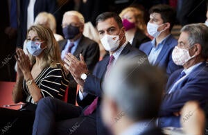 Pedro Sánchez y Yolanda Díaz en la inauguración del Diálogo sobre el futuro del...