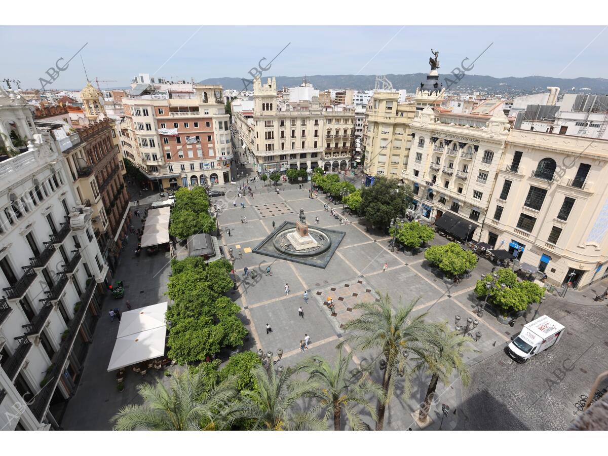 Reportaje de la plaza de las Tendillas - Archivo ABC