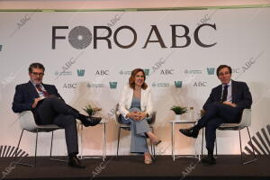 Foro en la Casa de ABC con la alcaldesa de Valencia, María José Catalá, y el...