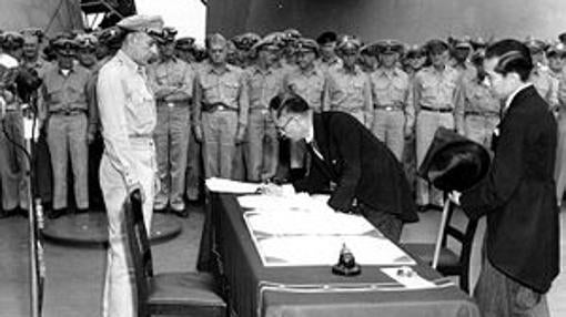 Firma de la rendición en el USS Missouri