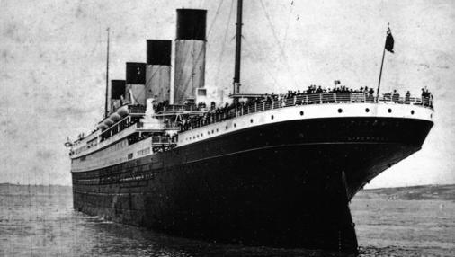 «Decir que el Titanic fue hundido por un incendio es una inocentada, es como decir que lo maldijo un faraón»