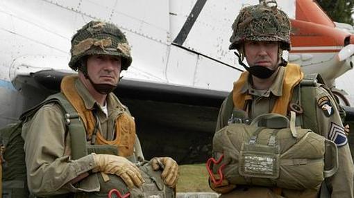 Miembros de la 101 Airborne Girona Reenactment Group