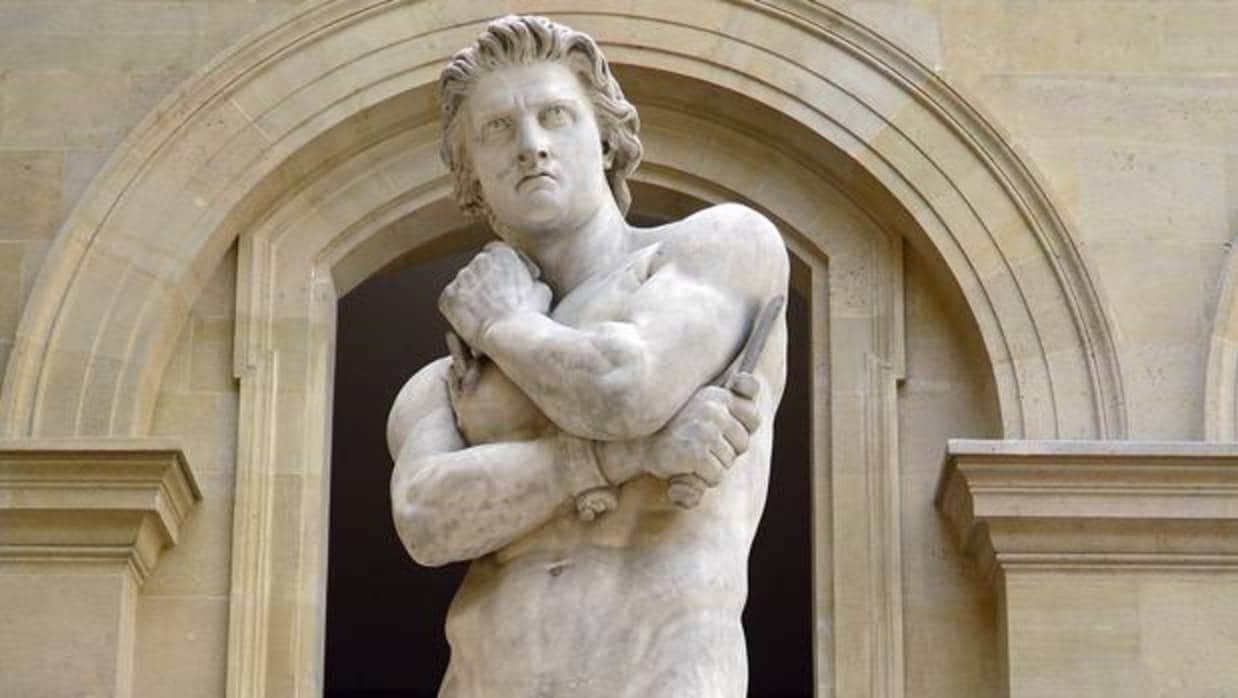 Estatua de Espartaco en el Museo del Louvre