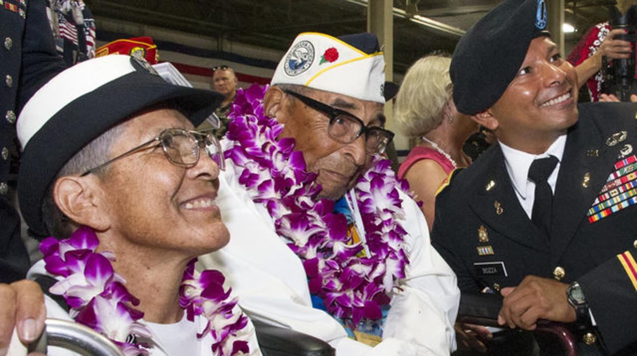 Raymond Chávez, el que era el veterano más anciano del ataque sobre Pearl Harbour