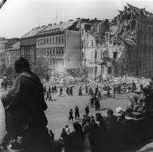 Bombardeo de Praga en 1945