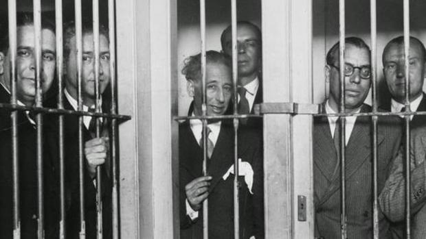 Así fue el juicio por rebelión a Companys: cuando el PSOE amnistió y mitificó a los golpistas catalanes
