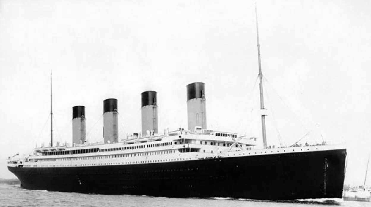 El Titanic, a su salida de puerto antes de la catástrofe