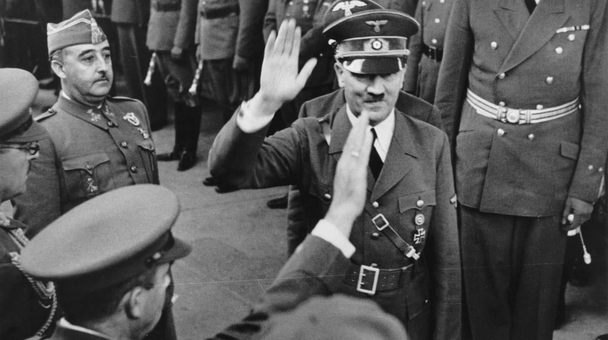 El «amanerado» Franco contra el «iluso» Hitler: el odio oculto entre dictadores tras Hendaya