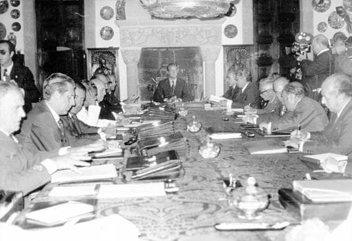 Un consejo de ministros, celebrado en el Pazo de Meirás en 1974
